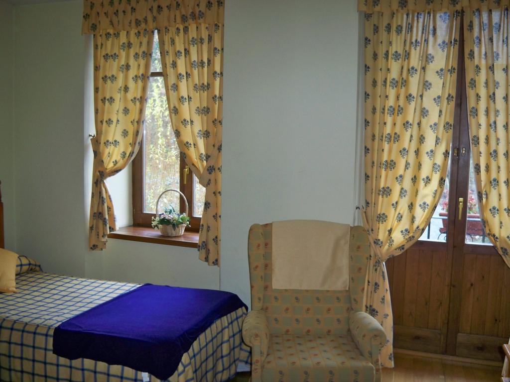 Casa Es Neres Hotel Лес Стая снимка