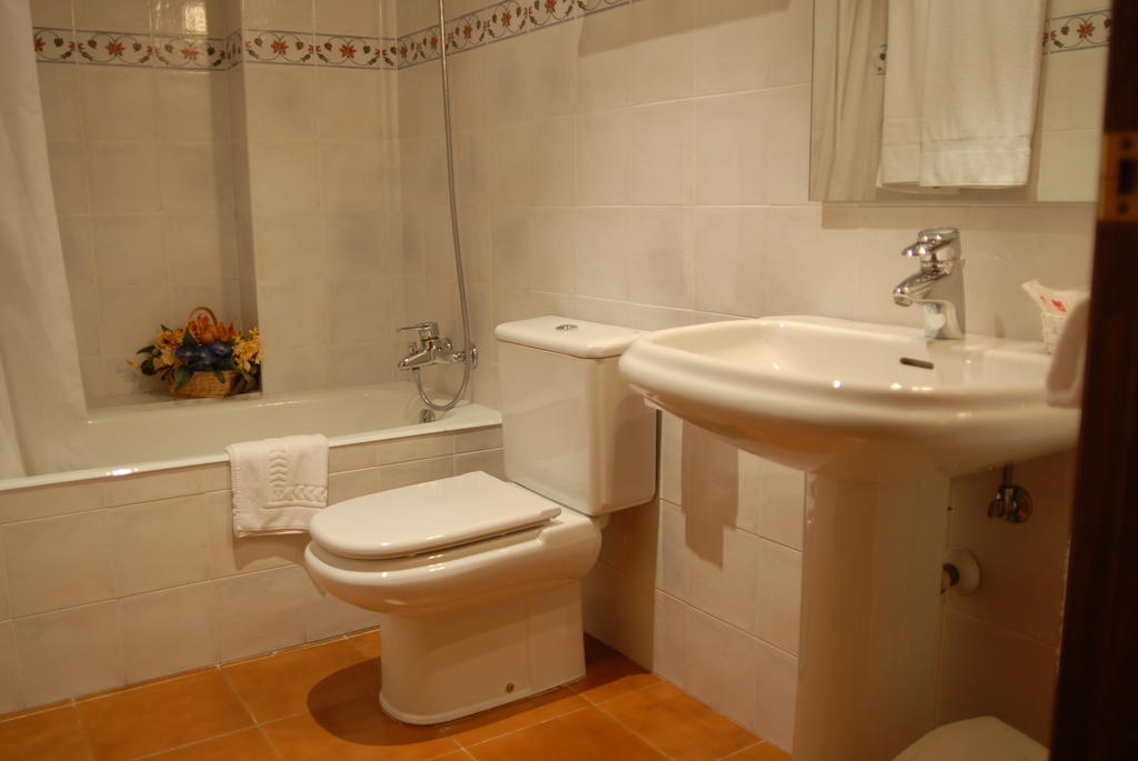 Casa Es Neres Hotel Лес Стая снимка